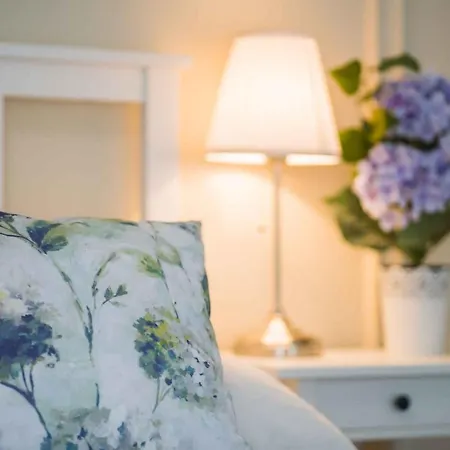 In Siofok/balaton 19735 * שיופוק