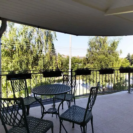 In Siofok/balaton 19735 דירה *