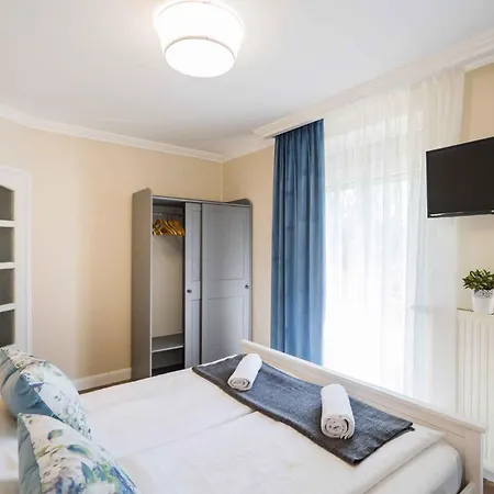 In Siofok/balaton 19735 שיופוק