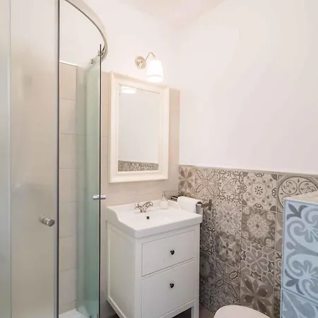 In - Balaton 19735 Apartment