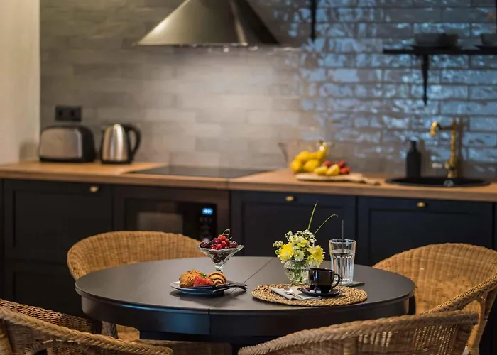 아파트 In - Balaton 19735