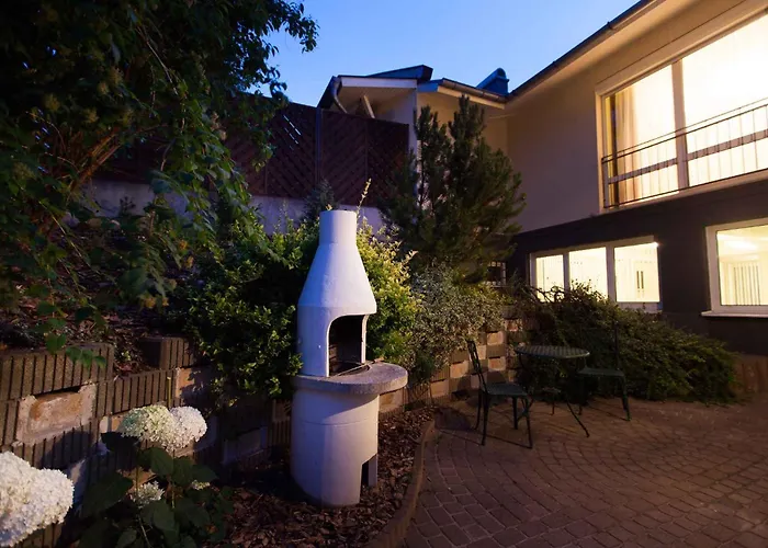 아파트 In - Balaton 19735