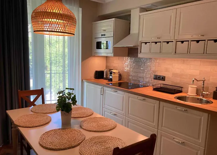 In - Balaton 19735 아파트