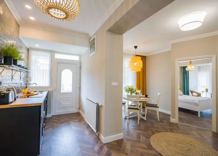 아파트 In - Balaton 19735 *