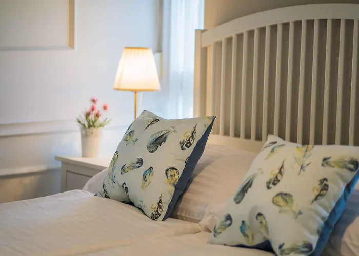 아파트 In - Balaton 19735